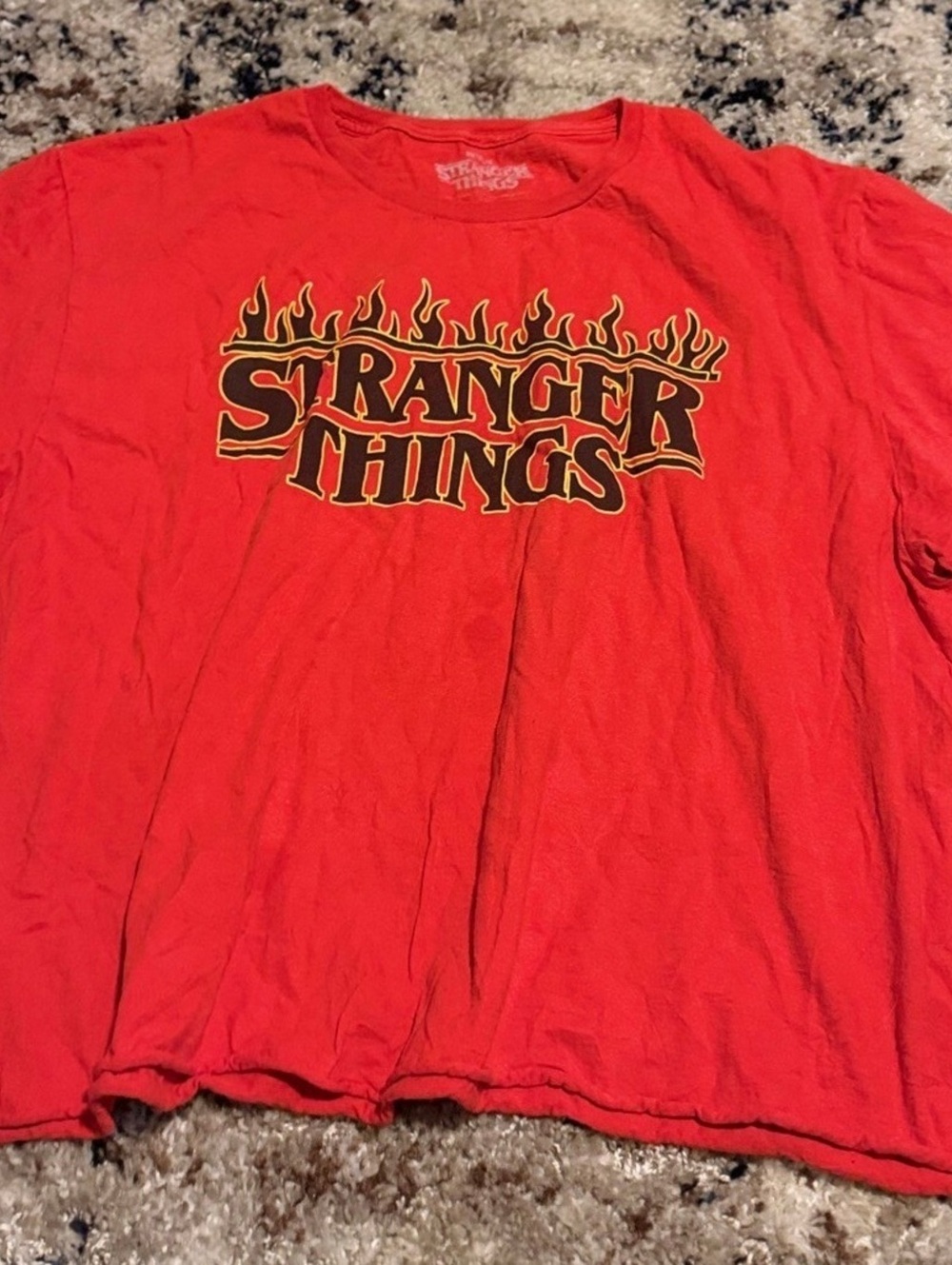 Netflix Stranger Things Red Flame Logo T-Shirt Size XL Graphic Tee